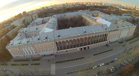 екатерининский (головинский) дворец в москве на закате, вид с высоты птичьего полета - paha_l