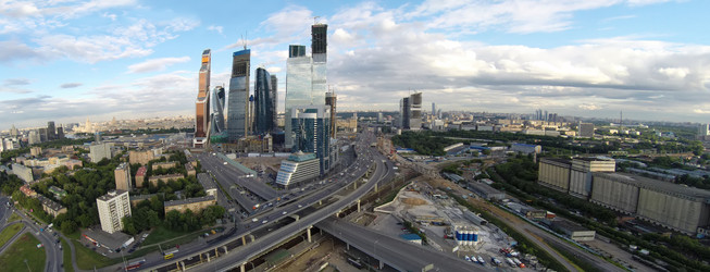 россия, москва - 19 июня 2014: небоскребы с высоты птичьего полета - paha_l