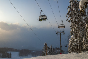 Горнолыжный комплекс «Горный воздух». Сахалин. View of the ski complex "Gorny Vozduh". Sakhalin. (marka) - marka