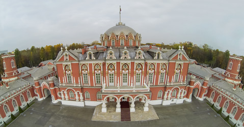 москва - 10 октября: вид с беспилотного квадрокоптера на - paha_l