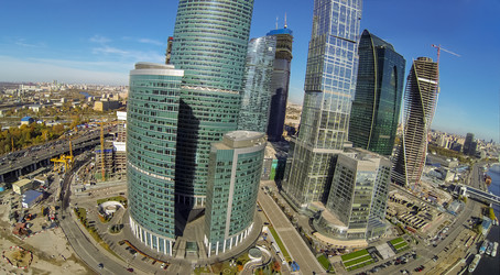 МОСКВА - 12 октября: Вид с беспилотного квадрокоптера на - paha_l