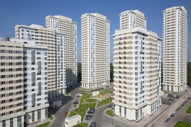 москва - 09 августа: жилой комплекс "лосиный остров", 09 августа, - paha_l