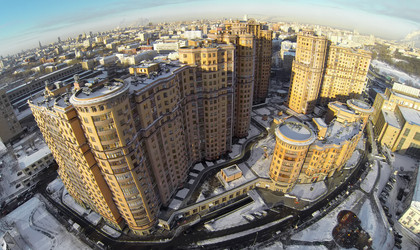 россия, москва - 20 января 2014 года: вид с высоты птичьего полета на высотку - paha_l