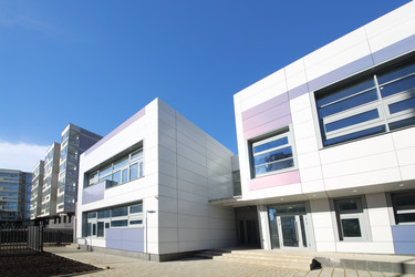 MOSCOW - OCT 12: The building of a new kindergarten in the - paha_l