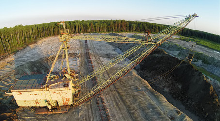 россия, воскресенск - 1 июля 2014 г.: экскаватор работает на - paha_l