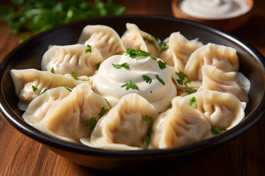 Мясные пельмени русское блюдо из вареных пельменей. Генерировать искусственный интеллект - yliv