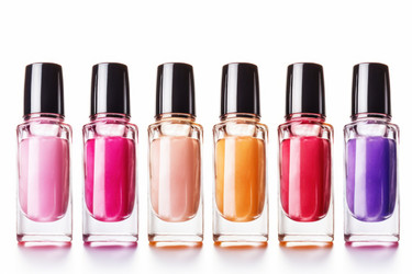 Откройте флакон с ярким лаком для ногтей elegance cosmetic. Покрытие лаком glamour gloss. Генерировать искусственный интеллект - yliv