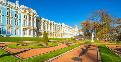 екатерининский дворец в санкт-петербурге, россия - gumbao