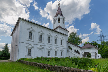 православный храм святой великомученицы варвары в смоленске, россия - gumbao