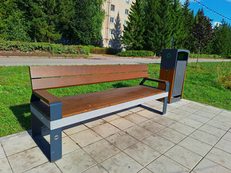 Уличная лавочка и урна в городском парке - BEMBA.Poi