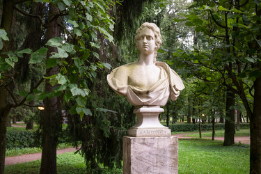 Жанровая скульптура Антониуса. Музей-заповедник «Архангельское». Красногорский район, Московская область - kostya6969