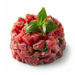 вкусный стейк-тартар со свежим базиликом и зеленью на белом фоне - yliv