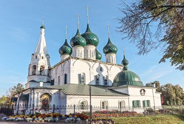 Церковь Спаса на Городу (Спасо-Нагородская церковь, церковь Происхождения Честных Древ Креста Господня, что на Городу), приходской православный храм в историческом центре Ярославля, 2024 - Tatiana_Panova