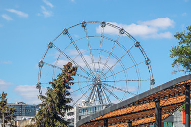 Колесо обозрения 360, аттракцион, на набережной города Челябинска, 2024 - Tatiana_Panova