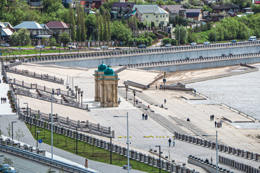 Уфимская колоннада на набережной реки Белой в Уфе, Республика Башкортостан, Россия, 2025 - Tatiana_Panova