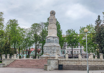 Памятник В. И. Ленину в сквере Ленина, Уфа, Республика Башкортостан, Россия, 2025 - Tatiana_Panova