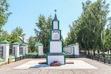 Братская могила участникам подавления Кулацко-Эсеровского мятежа, Ялуторовск, Тюменская область, Россия, 2024 - Tatiana_Panova