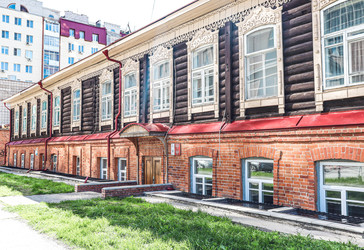 Арестный дом на улице Щетинкина, 62. Музей счастья, Новосибирск, Россия, 2024 - Tatiana_Panova