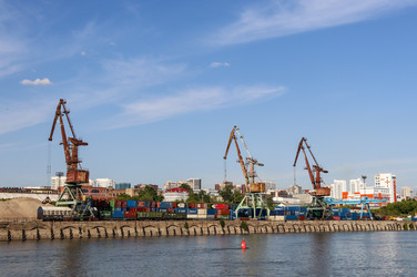 Портовые краны в речном порту, Новосибирск, Россия, 2024 - Tatiana_Panova