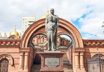 Памятник Николаю II и цесаревичу Алексею на Красном проспекте, Новосибирск, Россия, 2024 - Tatiana_Panova