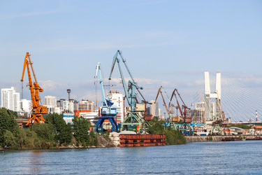 Портовые краны в речном порту, Новосибирск, Россия, 2024 - Tatiana_Panova