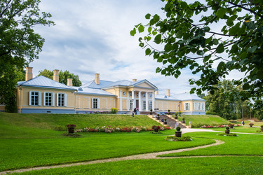 главный усадебный дом в парке монрепо, выборг - OlgaGubskaya