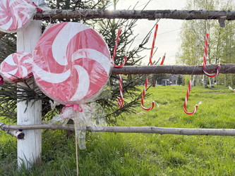 большой полосатый леденец на палочке для сладкого украшения на хэллоуин - IrinaAvdeeva