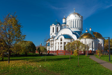 Церковь Собора Московских Святых в Бибирево осенним днем. Москва - kostya6969