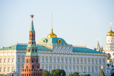 москва, 26 июля 2026 года, большой кремлевский дворец летним вечером в москве - AntonSAN