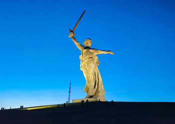 Скульптура Родина-Мать зовет на Мамаевом кургане, Волгоград, Волгоградская область, Россия, 2021 - Tatiana_Panova