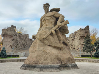 Скульптура Стоять насмерть на Мамаевом кургане, Волгоград, Волгоградская область, Россия, 2021 - Tatiana_Panova