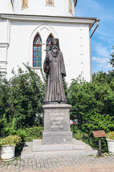 Памятник Серафим Звездинский в Дмитровском кремле, Дмитров, Московская область, Россия, 2025 - Tatiana_Panova