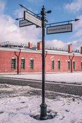 Указатель на территории Петропавловской крепости, Санкт-Петербург, Россия - Tatiana_Panova