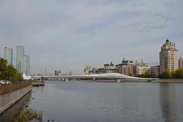 атырауский мост через реку ишим в астане, казахстан - alkir