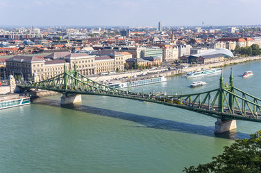 Мост Свободы или Freedom Bridge в Будапеште, Венгрия - gumbao