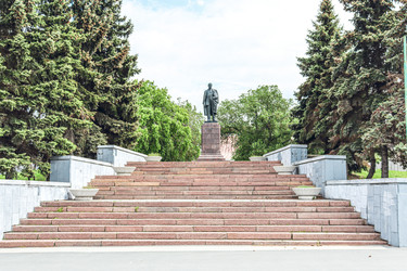Памятник В.И. Ленину в Ленинском сквере, Омск, Омская область, Россия - Tatiana_Panova