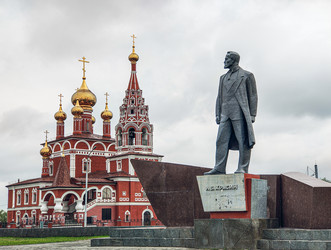 Богоявленский кафедральный собор и памятник Л.Б. Красину, Курган, Курганская область, Россия - Tatiana_Panova