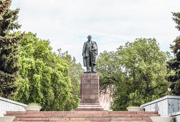 Памятник В.И. Ленину в Ленинском сквере, Омск, Омская область, Россия - Tatiana_Panova