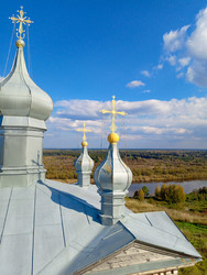 осенний вид на реку колва с колокольни старой церкви в чердыни, россия - EvgenyHaritonov