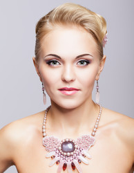 Blonde woman with necklace - Serg Zastavkin