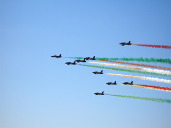 Итальянская демонстрационная команда Frecce Tricolori на авиасалоне в Москве - EOS_Canon