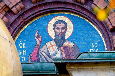 Мозаика Святитель Григорий Богослов, Валерий Иосифович Отмар, малый кокошник восточного фасада, Храм Воскресения Христова (Спас на Крови), Санкт-Петербург, наб. Канала Грибоедова, 2Б - donsun