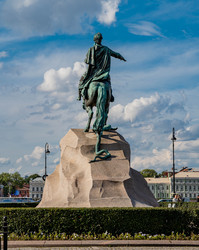 Медный всадник- Памятник Петру I на Сенатской площади в Санкт-Петербурге. The Bronze Horseman is a monument to Peter I on Senat aquare in St.Petersburg - KonstantinDK