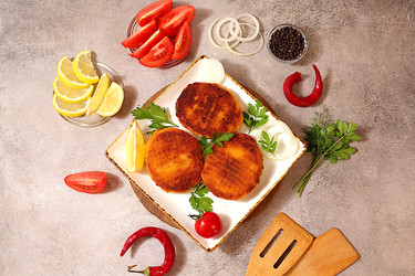 котлеты из соевого мяса, вегетарианское и веганское блюдо, не содержащее мясных продуктов. приготовление полезных блюд в стиле гурманов, пропагандирующих здоровое питание. меню для кафе, баннер для заведения быстрого питания - svetlanabalyn